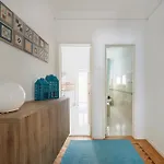 Bright And Quiet 아파트