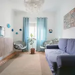 아파트 Bright And Quiet *